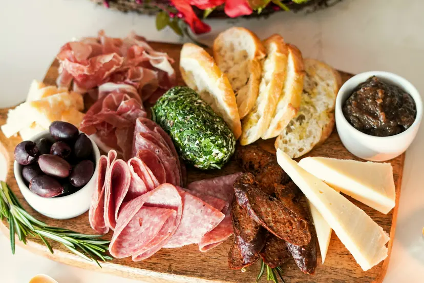 Planche de charcuterie et de fromages